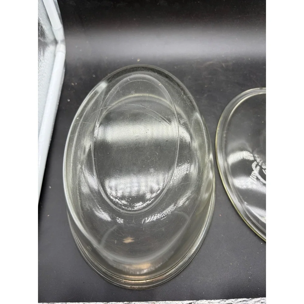 Pyrex vintage oval